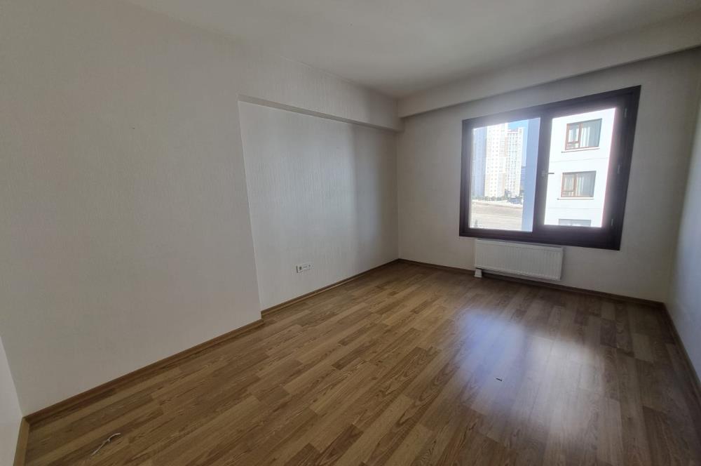 GÜVENLİKLİ SİTEDE, FERAH, AYDINLIK 4+1 KİRALIK DAİRE