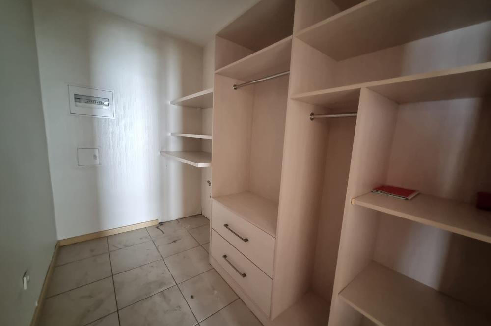 GÜVENLİKLİ SİTEDE, FERAH, AYDINLIK 4+1 KİRALIK DAİRE