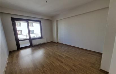 GÜVENLİKLİ SİTEDE, FERAH, AYDINLIK 4+1 KİRALIK DAİRE