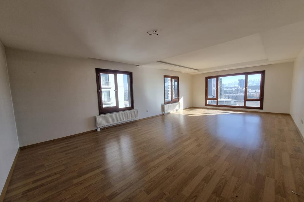 GÜVENLİKLİ SİTEDE, FERAH, AYDINLIK 4+1 KİRALIK DAİRE