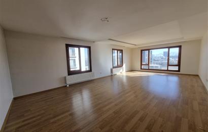 GÜVENLİKLİ SİTEDE, FERAH, AYDINLIK 4+1 KİRALIK DAİRE