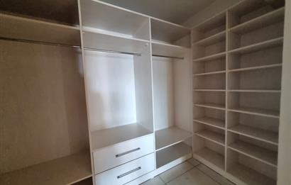 GÜVENLİKLİ SİTEDE, FERAH, AYDINLIK 4+1 KİRALIK DAİRE