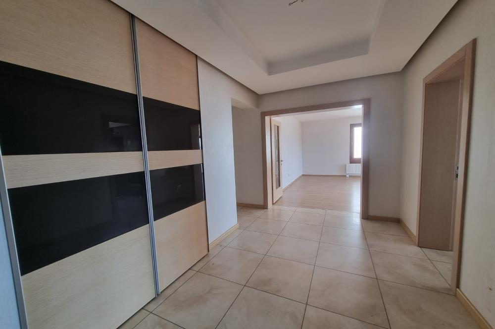 GÜVENLİKLİ SİTEDE, FERAH, AYDINLIK 4+1 KİRALIK DAİRE