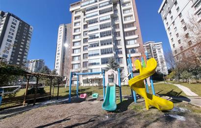 GÜVENLİKLİ SİTEDE, FERAH, AYDINLIK 4+1 KİRALIK DAİRE