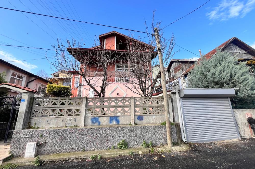 32 Evler'de Geniş Bahçeli Müstakil Dubleks Keyfi