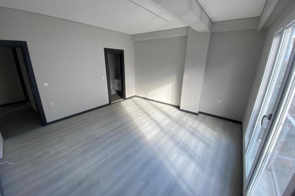 KADIKÖY MAHALLESİ 161 M2 SIFIR GENİŞ 2+1 DAİRE