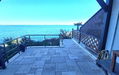 Yalıkavak Kızılburun’da özel plajı sitede satılık dubleks