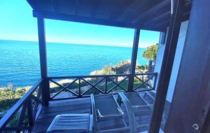 Yalıkavak Kızılburun’da özel plajı sitede satılık dubleks