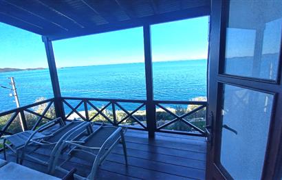 Yalıkavak Kızılburun’da özel plajı sitede satılık dubleks