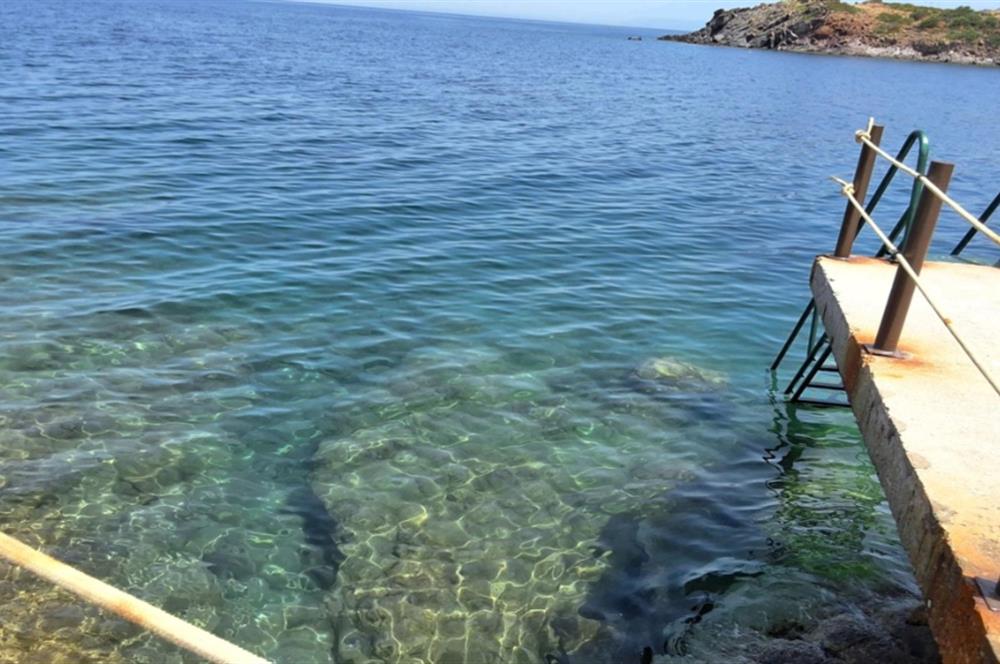 Yalıkavak Kızılburun’da özel plajı sitede satılık dubleks