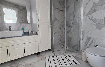 BODRUM GÜMÜŞLÜK DENİZE SIFIR İSKELELİ SATILIK DAİRE