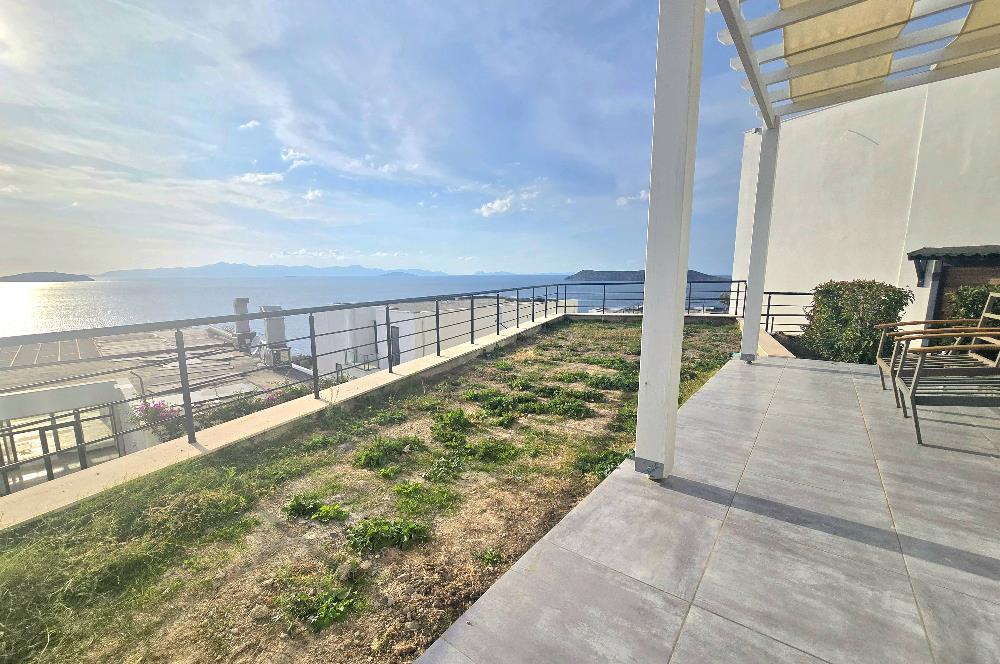 BODRUM GÜMÜŞLÜK DENİZE SIFIR İSKELELİ SATILIK DAİRE