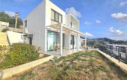 BODRUM GÜMÜŞLÜK DENİZE SIFIR İSKELELİ SATILIK DAİRE