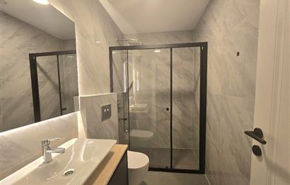 BODRUM GÜMÜŞLÜK PLAJLI İSKELELİ SOSYAL TESİSLİ SATILIK DAİRE