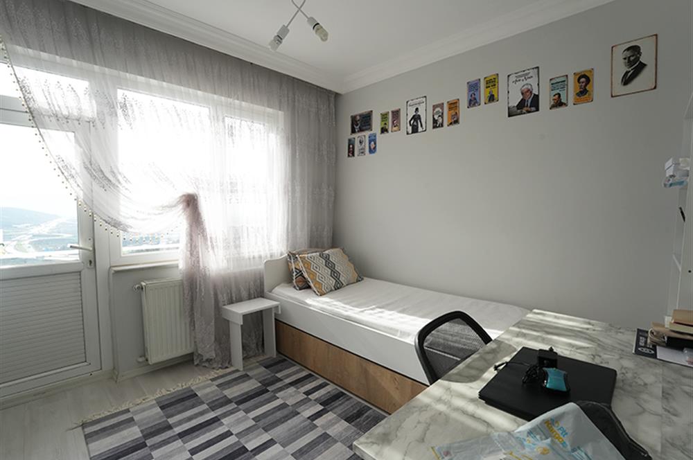 C21 Cius; Hisar Mah. Deniz Manzaralı 3+1 Ara Kat Eşyalı Kiralık