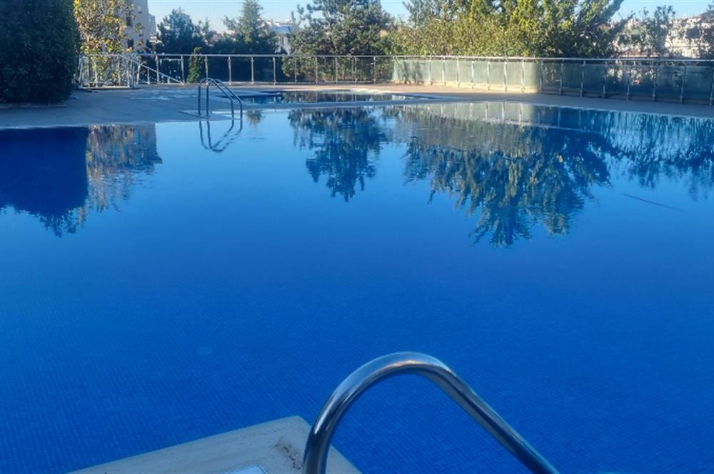 Sardunya Evleri C Blok | 3 Balkonlu, Havuz Manzaralı 3+1