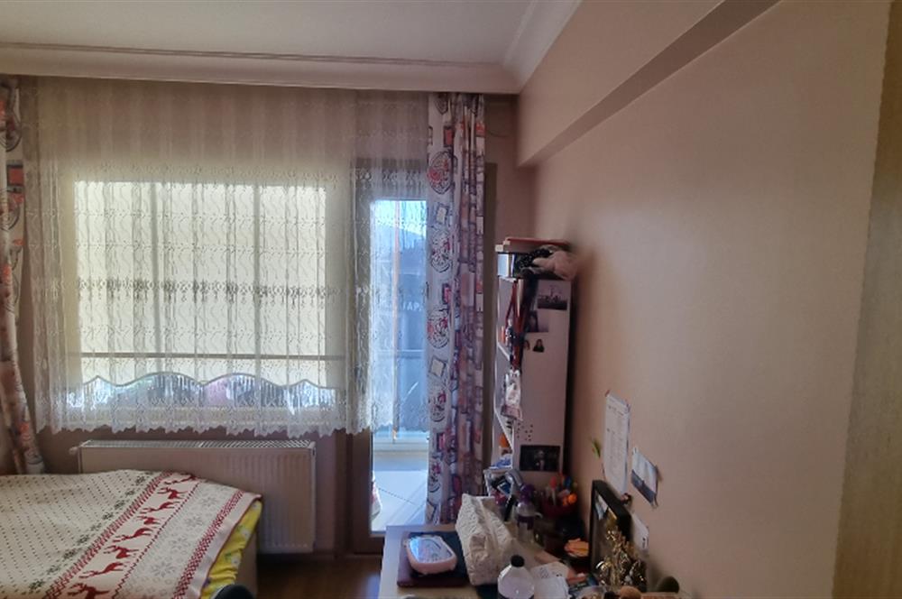 Sardunya Evleri C Blok | 3 Balkonlu, Havuz Manzaralı 3+1