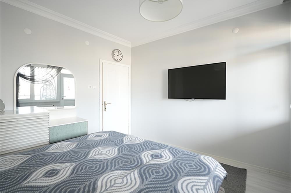 C21 Cius; Hisar Mah. Deniz Manzaralı 3+1 Ara Kat Eşyalı Kiralık