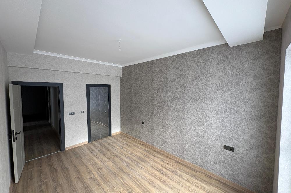 MERKEZİ KONUMDA| 2+1 94 m² | EBEVYN BANYOLU ve GİYİNME ODALI