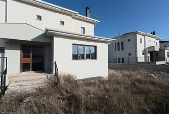 ÖZEL KONSEPT | 9+2 | 395 m² | ASANSÖRE UYGUN | DOĞAYLA İÇ İÇE | - 1 - 31402