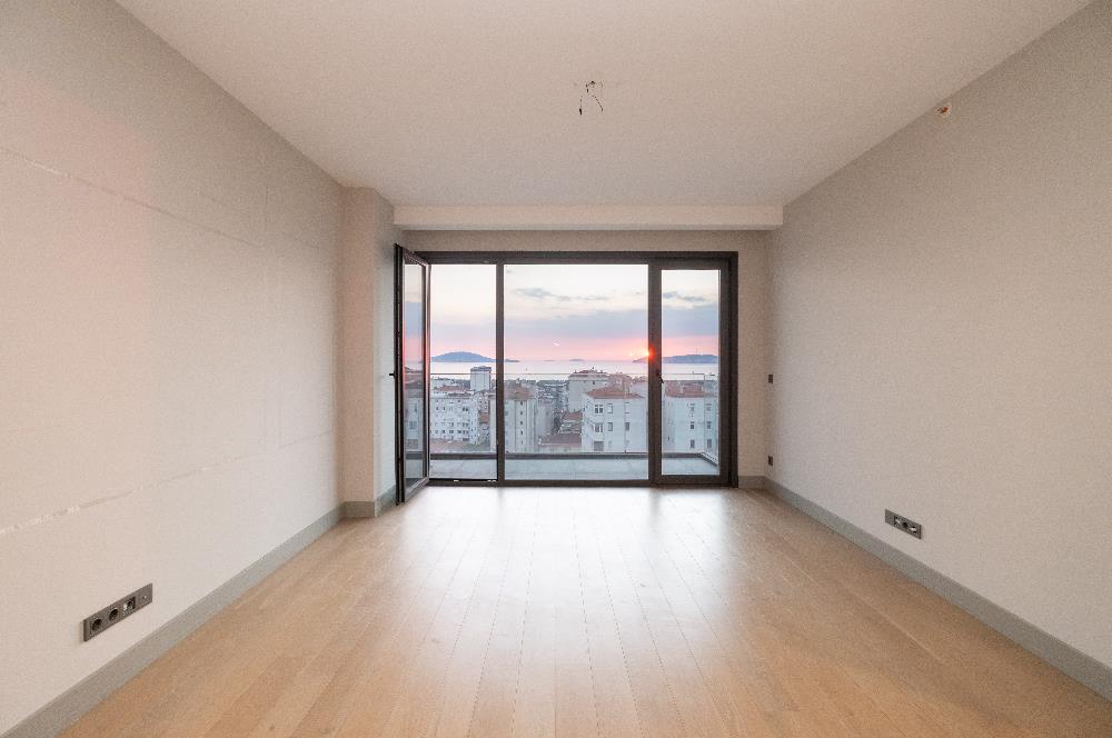 MESA CADDE'DE DENİZ MANZARALI 2+1 ''BOŞ'' DAİRE