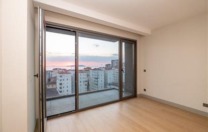 MESA CADDE'DE DENİZ MANZARALI 2+1 ''BOŞ'' DAİRE