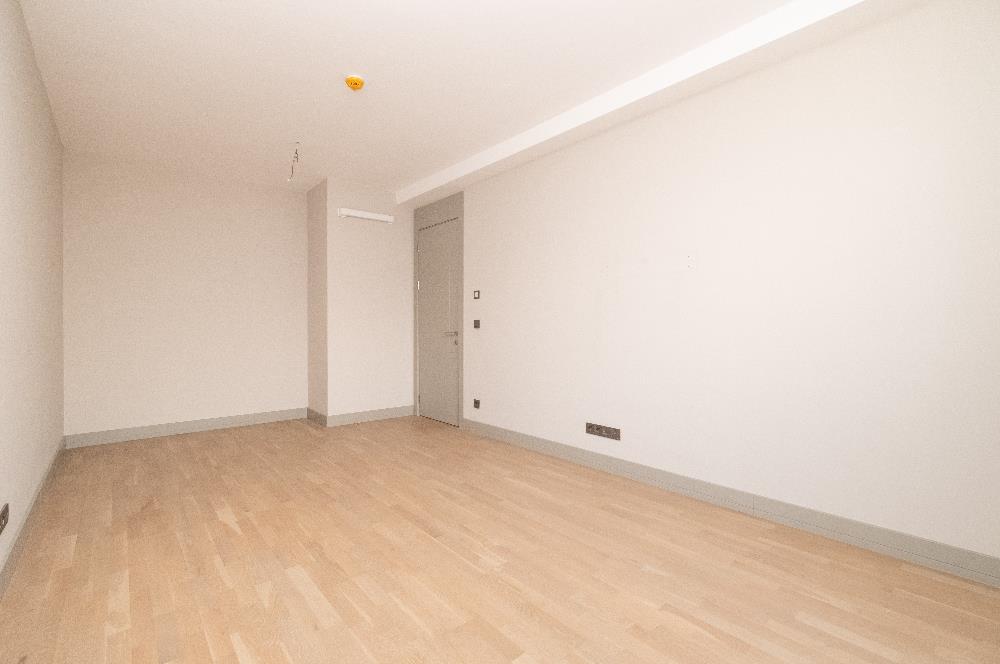 MESA CADDE'DE DENİZ MANZARALI 2+1 ''BOŞ'' DAİRE