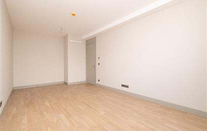 MESA CADDE'DE DENİZ MANZARALI 2+1 ''BOŞ'' DAİRE