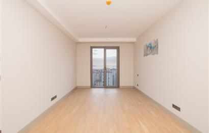 MESA CADDE'DE DENİZ MANZARALI 2+1 ''BOŞ'' DAİRE