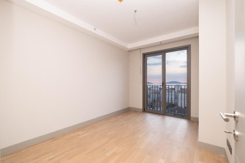 MESA CADDE'DE DENİZ MANZARALI 2+1 ''BOŞ'' DAİRE