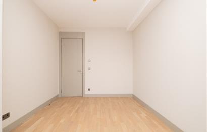 MESA CADDE'DE DENİZ MANZARALI 2+1 ''BOŞ'' DAİRE