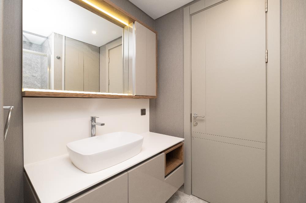 MESA CADDE'DE DENİZ MANZARALI 2+1 ''BOŞ'' DAİRE