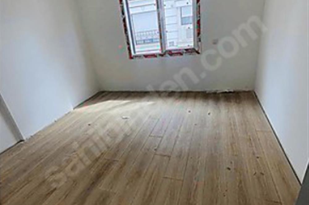 SUADİYEDE BAĞDAT CADDESİNE YAKIN AMERİKAN MUTFAKLI BALKONLU