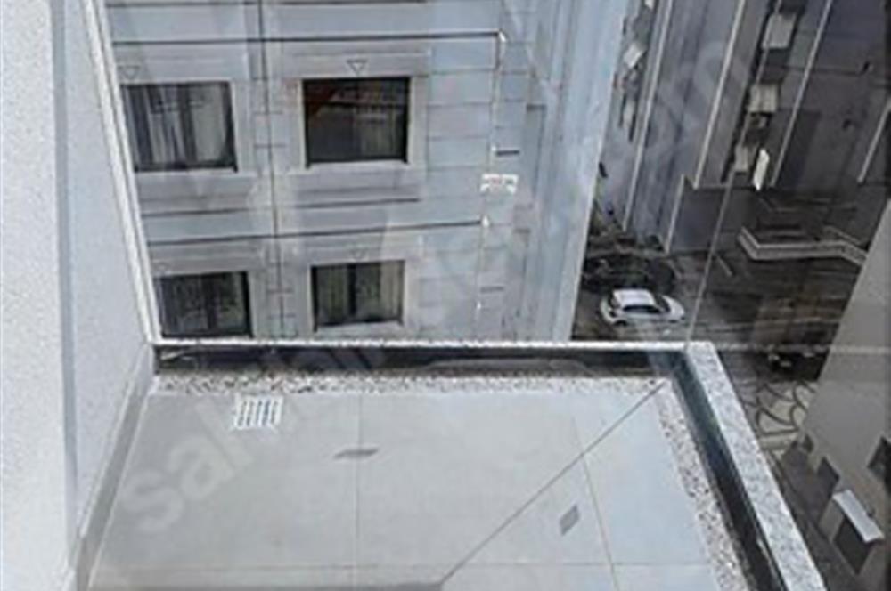 SUADİYEDE BAĞDAT CADDESİNE YAKIN AMERİKAN MUTFAKLI BALKONLU