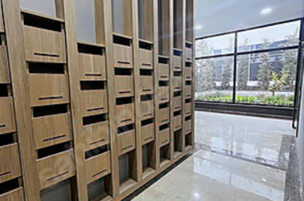 ATAŞEHİR DE EBEVEYN BANYOLU OTURUMA HAZIR BALKONLU