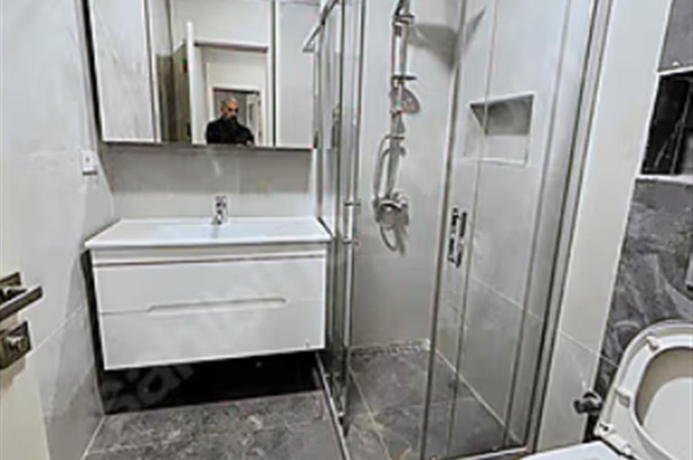 ATAŞEHİR DE EBEVEYN BANYOLU OTURUMA HAZIR BALKONLU