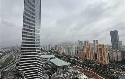 Metropol İstanbulda Teraslı 2+1 Satılık Ofis Yüksek Prestijli