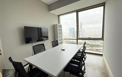 Metropol İstanbulda Teraslı 2+1 Satılık Ofis Yüksek Prestijli