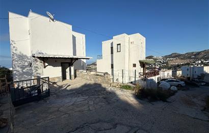 Bodrum Gümüşlük Koyunbaba’da Deniz Manzaralı Yıllık Kiralık Eşyasız 3+1 Dubleks