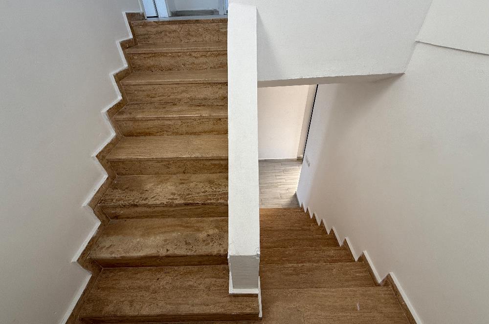 Bodrum Gümüşlük Koyunbaba’da Deniz Manzaralı Yıllık Kiralık Eşyasız 3+1 Dubleks