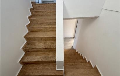 Bodrum Gümüşlük Koyunbaba’da Deniz Manzaralı Yıllık Kiralık Eşyasız 3+1 Dubleks