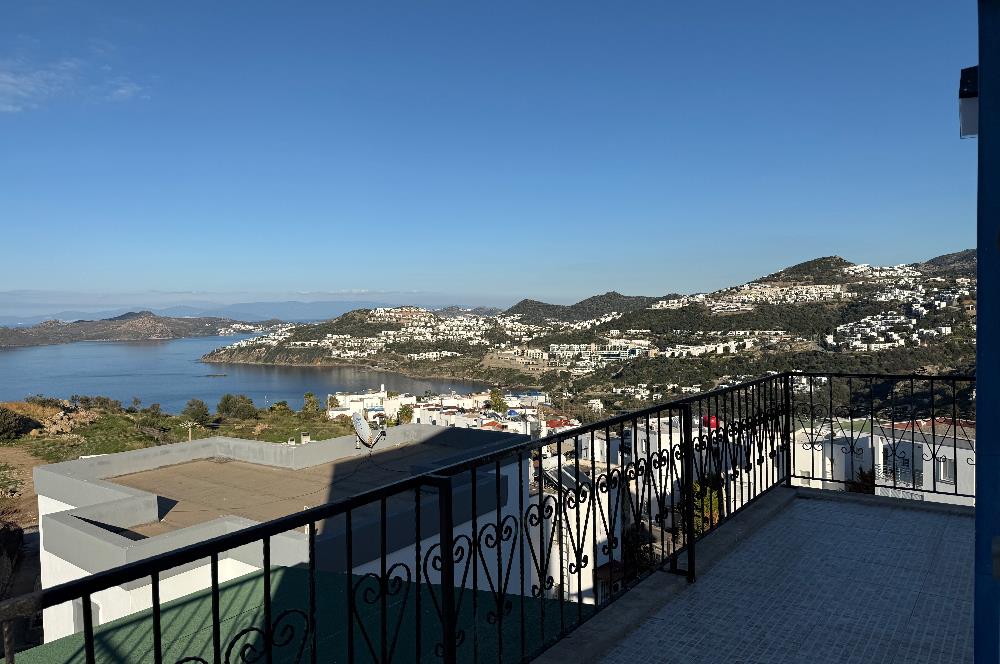 Bodrum Gümüşlük Koyunbaba’da Deniz Manzaralı Yıllık Kiralık Eşyasız 3+1 Dubleks