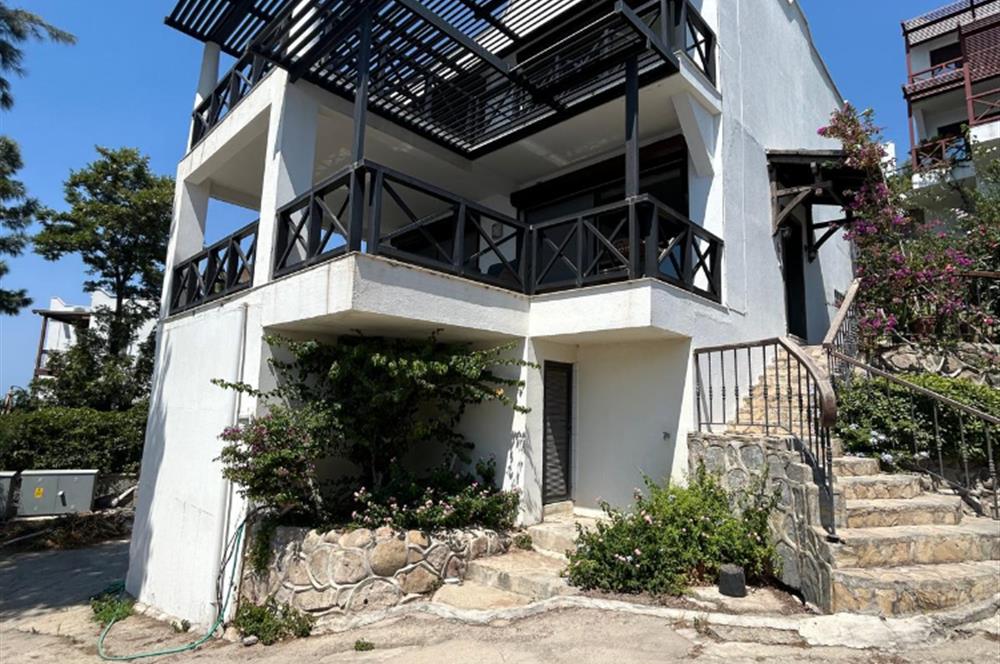 Bodrum Turgutreis Deniz Manzaralı Satılık 3+1 Daire