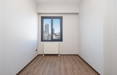 YALI MAHALLESİ'NDE 3+1 90m2 8.KAT OTOPARKLI LÜKS SIFIR DAİRE