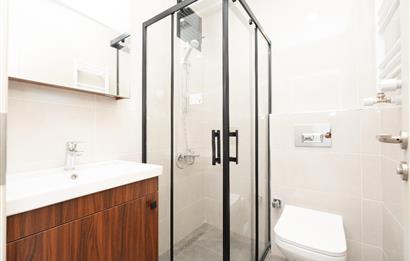 YALI MAHALLESİ'NDE 3+1 90m2 8.KAT OTOPARKLI LÜKS SIFIR DAİRE