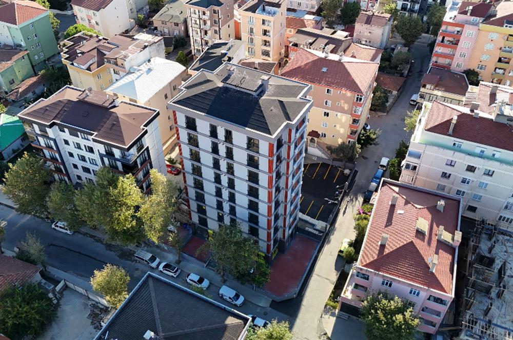 YALI MAHALLESİ'NDE 3+1 90m2 8.KAT OTOPARKLI LÜKS SIFIR DAİRE