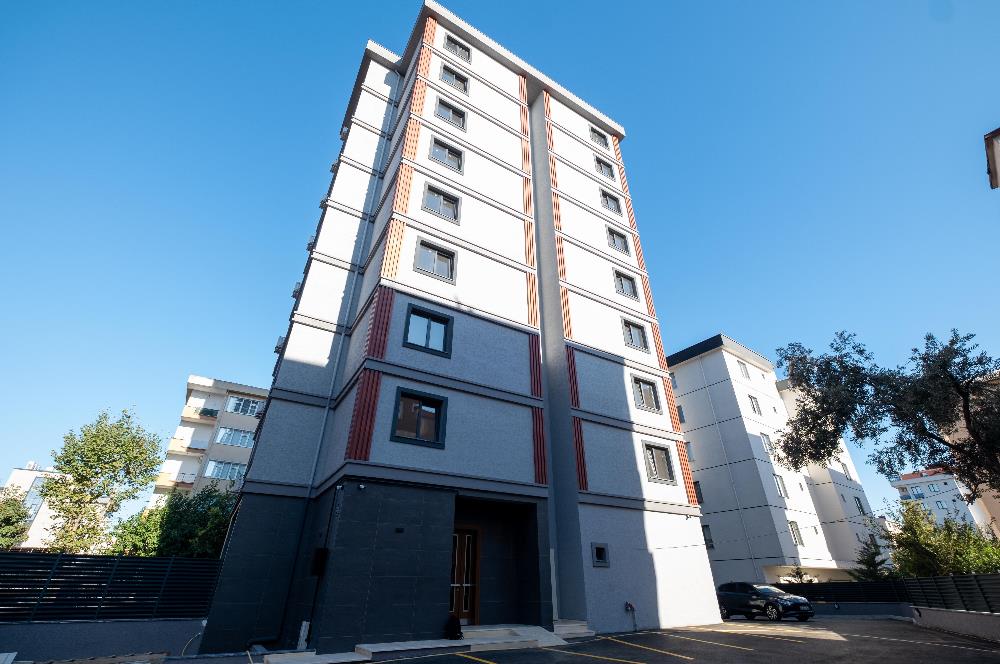 YALI MAHALLESİ'NDE 3+1 90m2 8.KAT OTOPARKLI LÜKS SIFIR DAİRE