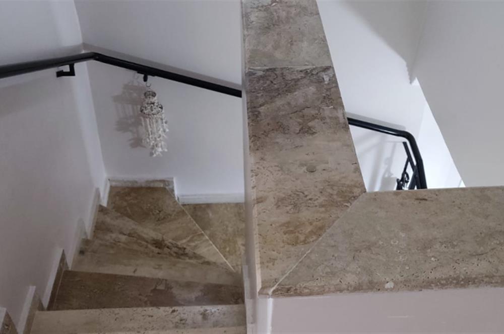 DENİZ KENARINDA HAVUZLU 3+1DUBLEX DAİRE