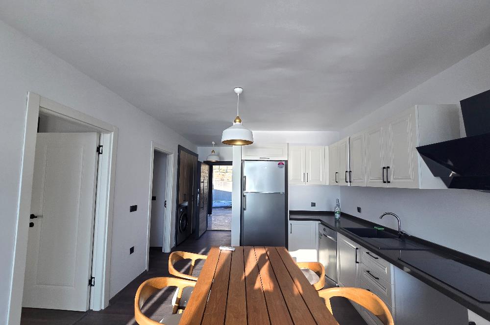 BODRUM GÜMÜŞLÜK DENİZE SIFIR SİTEDE 2+1 SATILIK DAİRE