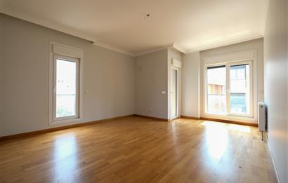 Feneryolu Fahrettin Kerim Gökay Caddesinde 115 m2 Net 3+1 Daire